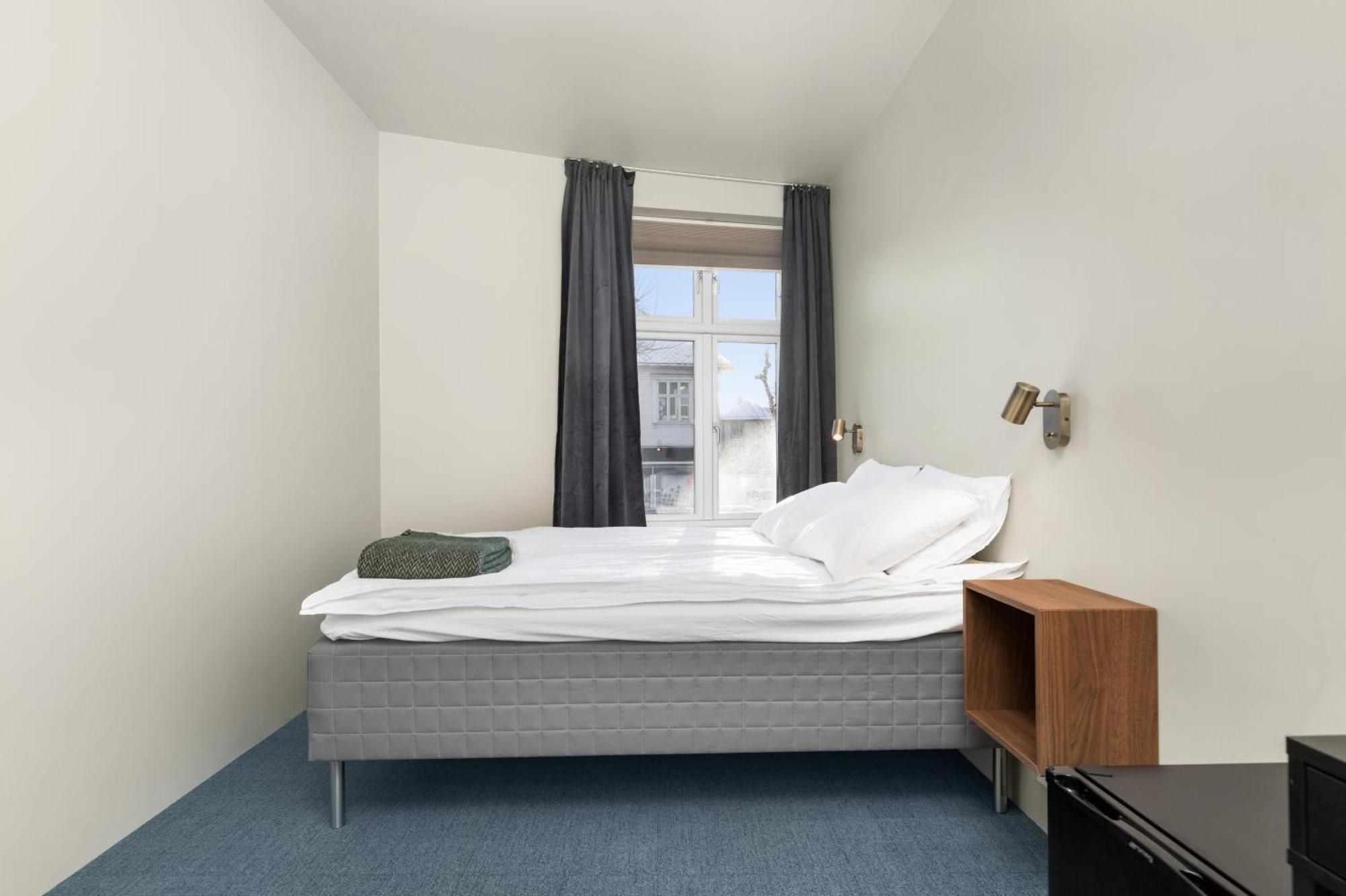 Central Guest House - Bedroom With Private Bathroom Ставангер Екстериор снимка