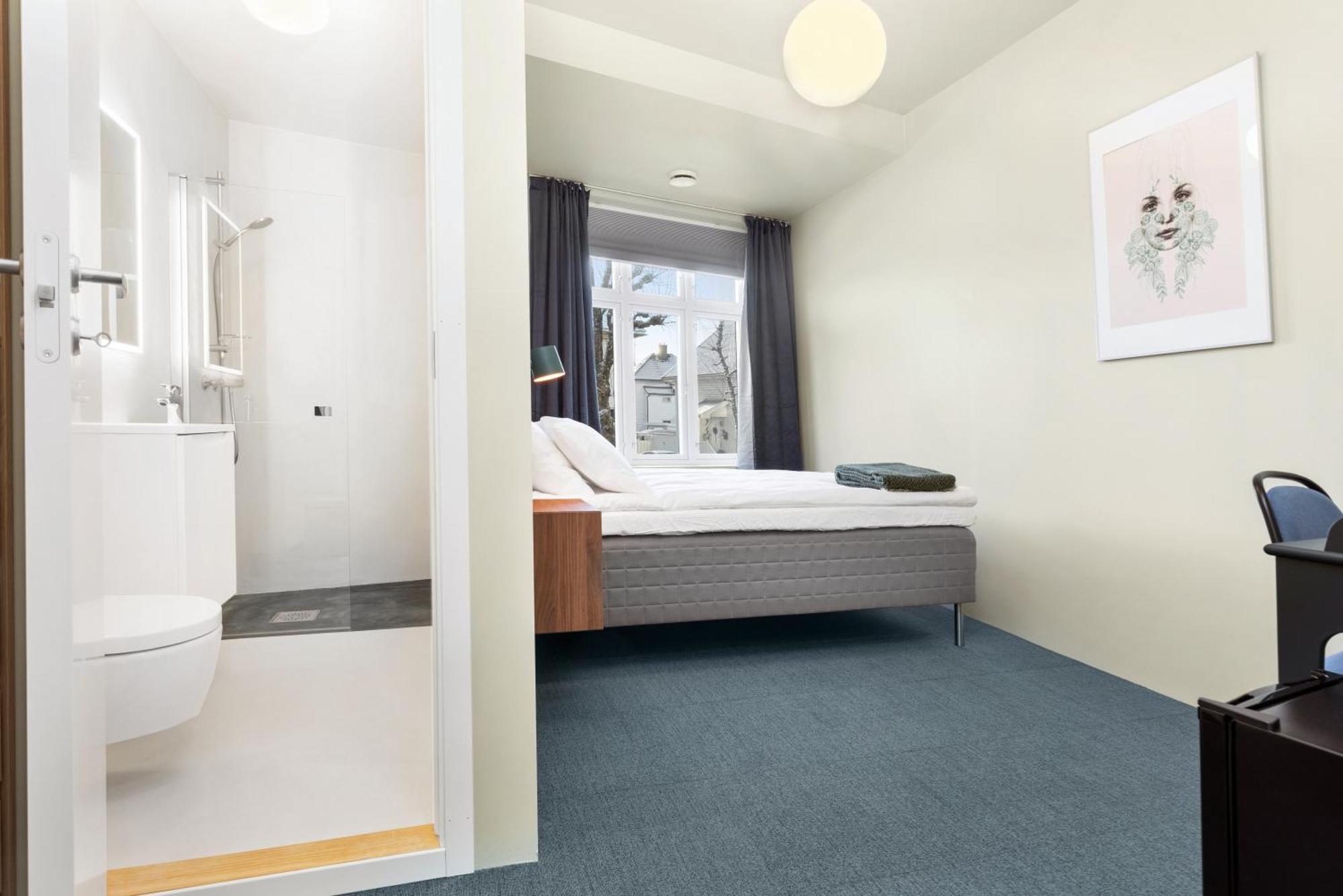 Central Guest House - Bedroom With Private Bathroom Ставангер Екстериор снимка