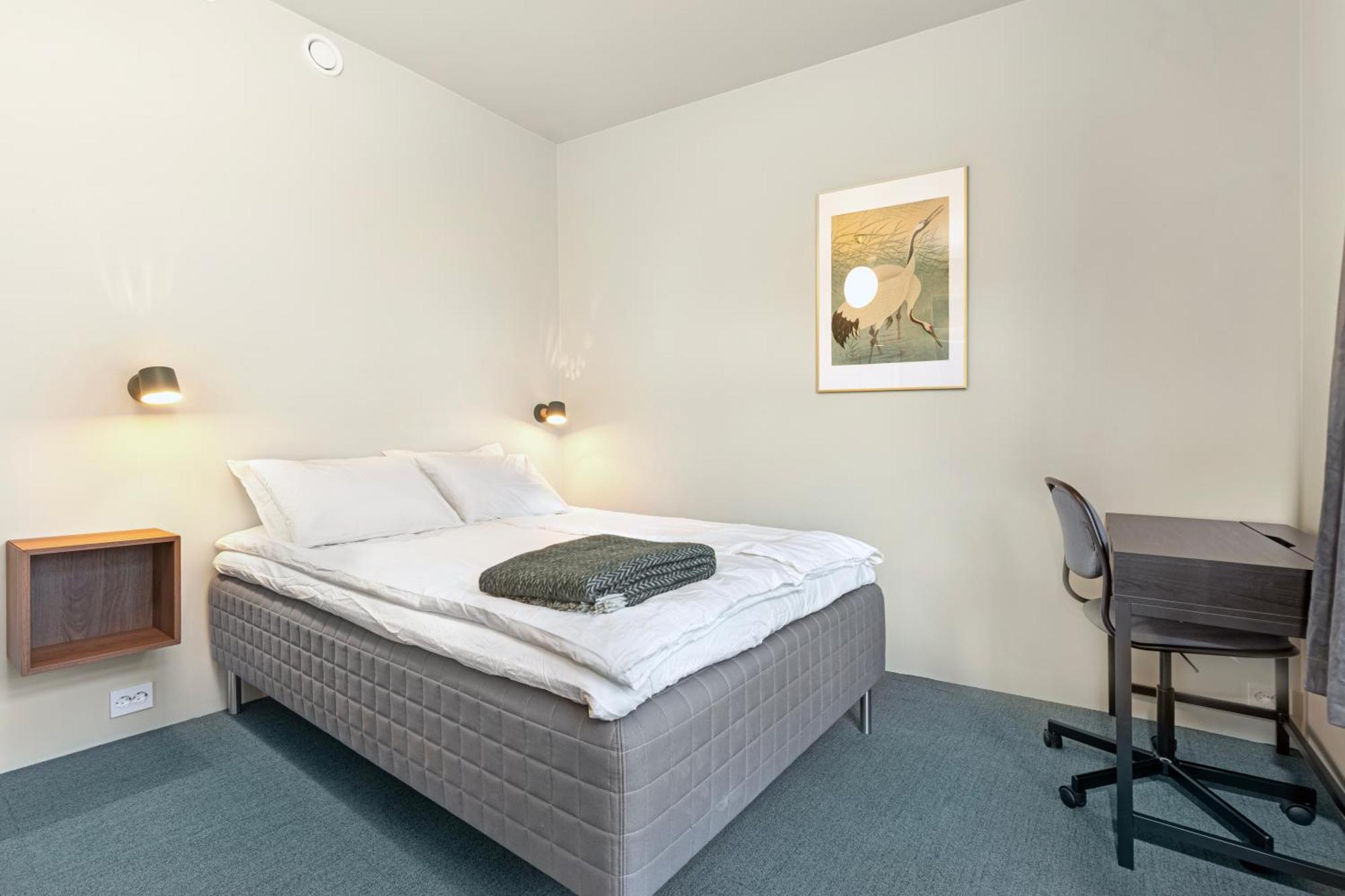 Central Guest House - Bedroom With Private Bathroom Ставангер Стая снимка